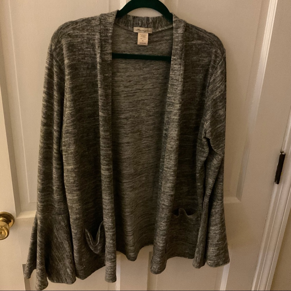 📌 Cotton Emporium Cardigan